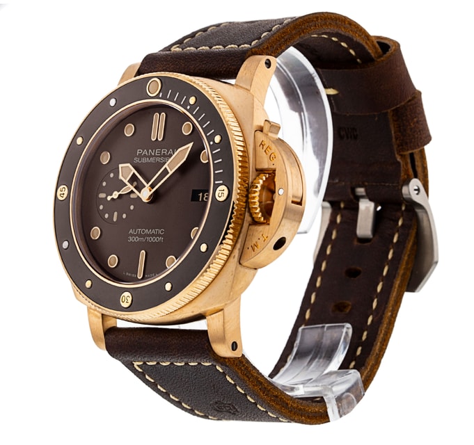 Panerai Submersible PAM00968 Image 2